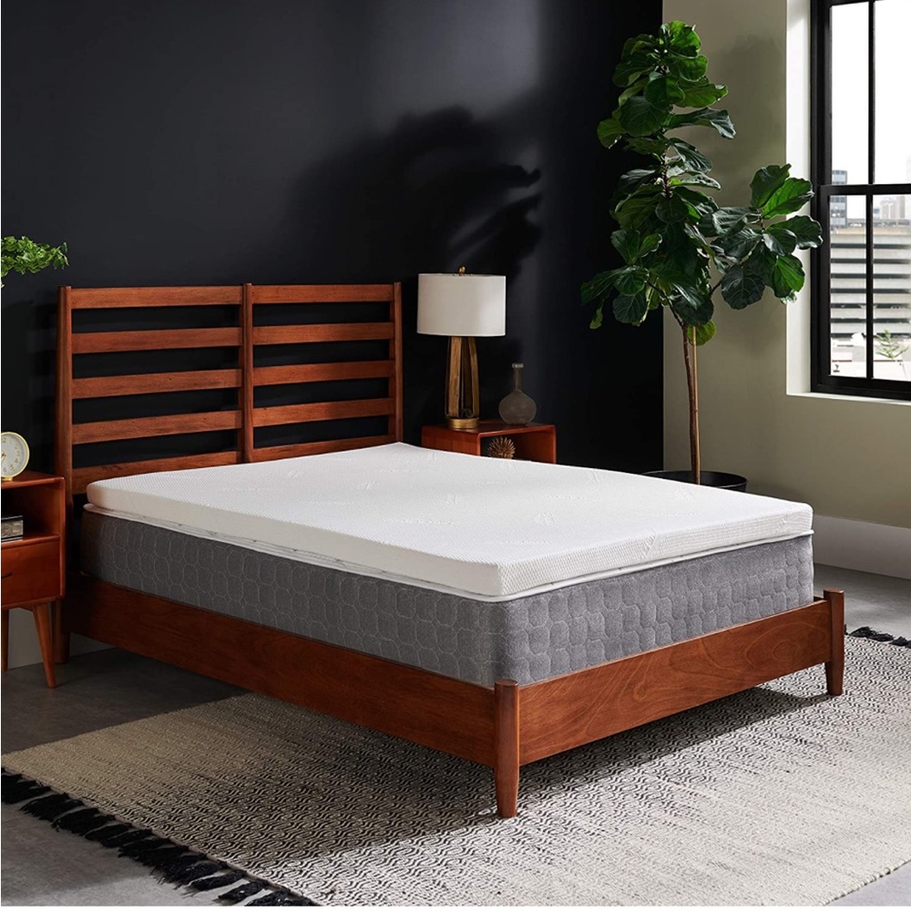 Tempur-Pedicure Mattress Topper in size queen.